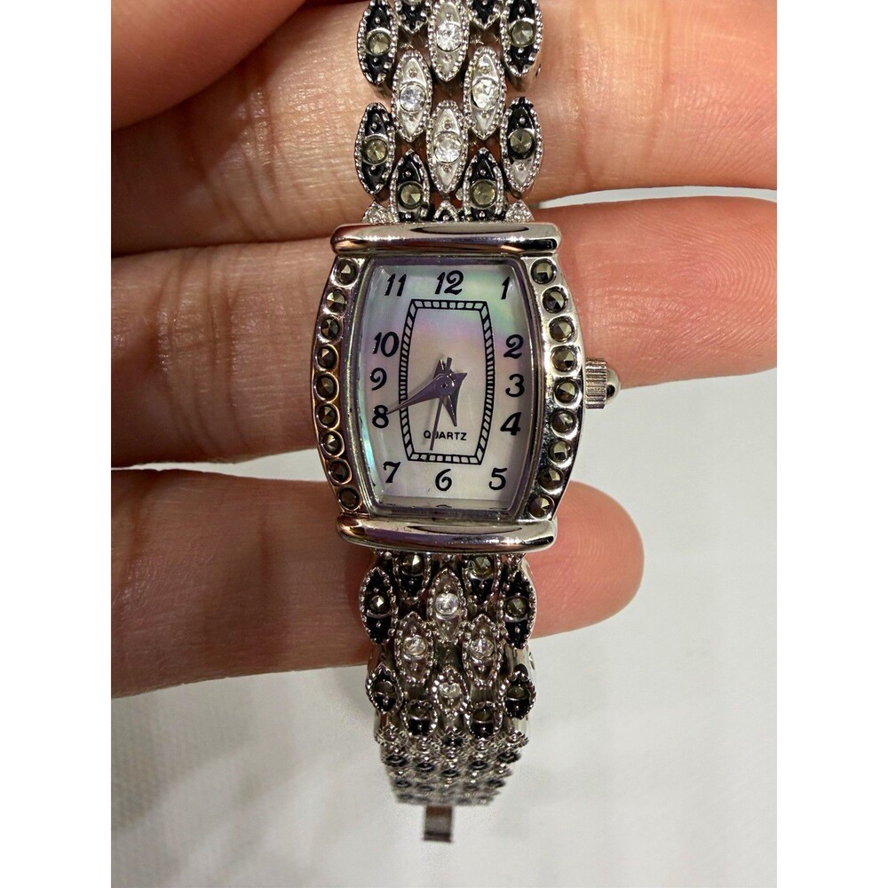 Women’s Silver Tone Rhinestone Bracelet Watch – Working Quartz Dress Watch